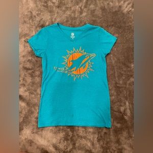 Girls XL NFL Dolphins T-shirt